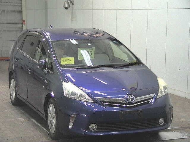 2326 Toyota Prius alpha ZVW41W 2012 г. (JU Fukushima)